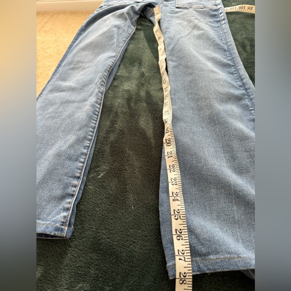 American Eagle (Next Level Stretch) flare jeans, sz 8 - Picture 9 of 10